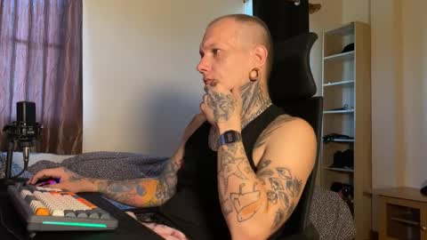 Snapshot of paul_razor chatting on 01/09/26, 08:06 Paul online show from 01/09/26, 08:06