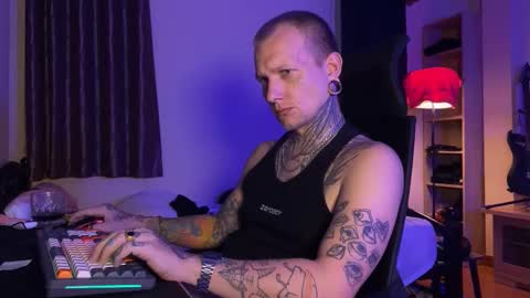 Snapshot of paul_razor chatting on 02/02/26, 12:59 Paul online show from 02/02/26, 12:59