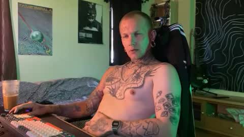 Snapshot of paul_razor chatting on 03/07/26, 08:11 Paul online show from 03/07/26, 08:11