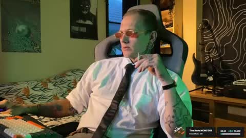 Snapshot of paul_razor chatting on 06/07/26, 10:46 Paul online show from 06/07/26, 10:46