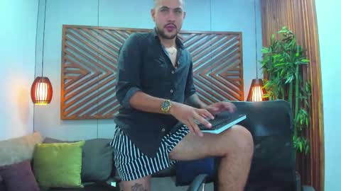 Snapshot of paul_rivera chatting on 03/05/25, 08:32 Paul Rivera online show from 03/05/25, 08:32