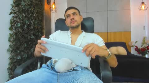 Snapshot of paul_rivera chatting on 09/09/25, 06:18 Paul Rivera online show from 09/09/25, 06:18