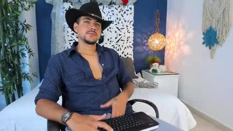 Snapshot of paul_rivera chatting on 12/19/25, 09:11 Paul Rivera online show from 12/19/25, 09:11