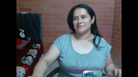 Snapshot of paula__117 chatting on 04/13/26, 12:16 paula__117 online show from 04/13/26, 12:16