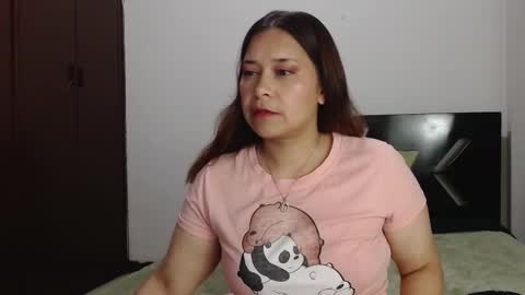 Snapshot of paula_anderson chatting on 02/06/26, 04:06 PAULA online show from 02/06/26, 04:06