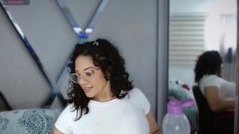 Paula online show from 11/25/25, 11:05