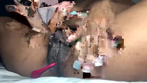 Yura independent  model online show from 12/04/25, 03:27