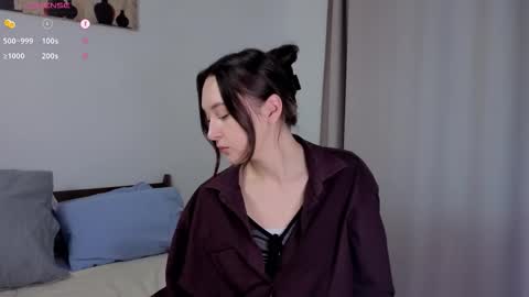 Snapshot of paulaharris chatting on 10/14/25, 07:42 Alice online show from 10/14/25, 07:42