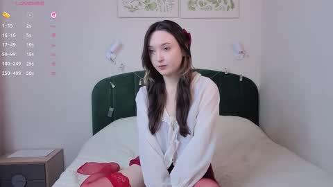 Snapshot of paulaharris chatting on 02/20/26, 01:33 Alice online show from 02/20/26, 01:33