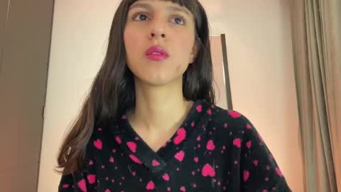 Snapshot of paulainblue chatting on 05/18/26, 01:45 online show from 05/18/26, 01:45