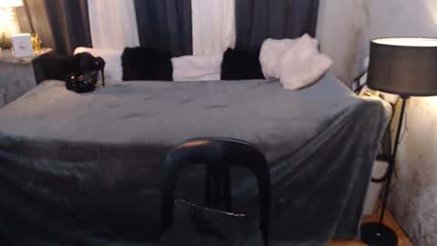 Snapshot of paulalawman chatting on 02/18/26, 11:22 paulalawman online show from 02/18/26, 11:22