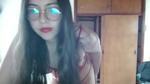 Snapshot of paulet_ chatting on 02/22/26, 09:24 paulet latiin online show from 02/22/26, 09:24