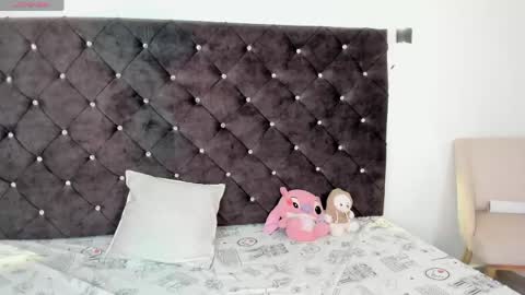  PAULETTE SWEET  online show from 05/04/26, 08:16