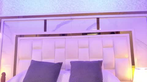 Paulina  online show from 11/30/25, 07:07