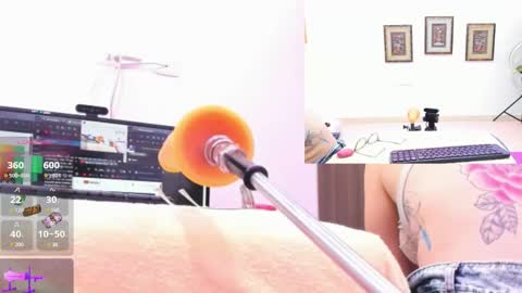 Paulina Davis  online show from 01/18/25, 03:31