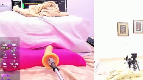 Paulina Davis  online show from 02/01/25, 01:23