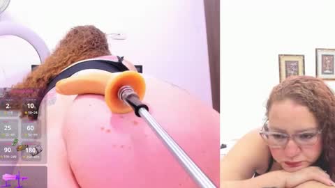 Paulina Davis  online show from 02/03/25, 12:36