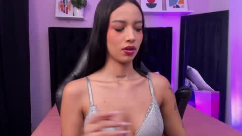 Snapshot of paulina_lopezz chatting on 04/08/26, 11:16 PAULINA online show from 04/08/26, 11:16
