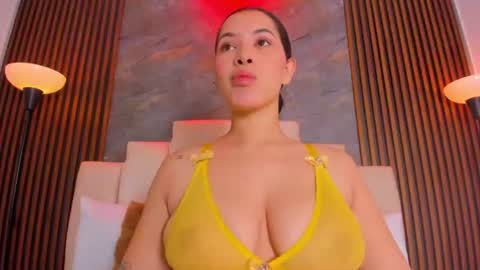 Snapshot of paulina_rosset chatting on 06/27/26, 10:53 paulina_rosset online show from 06/27/26, 10:53