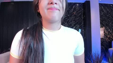 Snapshot of paulina_sweett chatting on 09/25/25, 12:09 Paulina online show from 09/25/25, 12:09