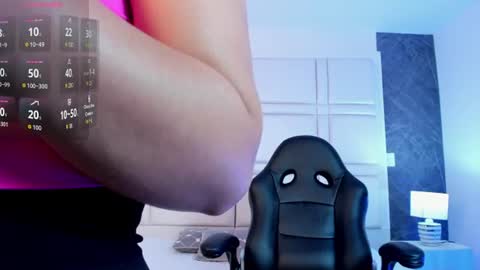 Paulina  online show from 06/12/26, 12:15