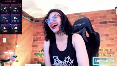 Paulina online show from 10/20/25, 05:57