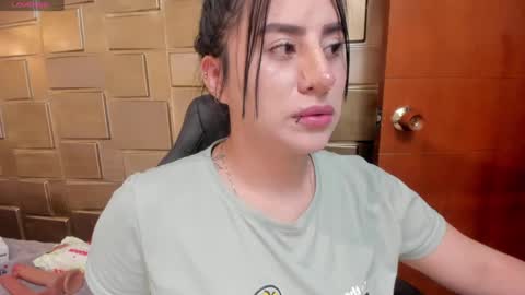 Snapshot of paulinabelen21 chatting on 04/23/26, 03:52 paulinabelen21 online show from 04/23/26, 03:52