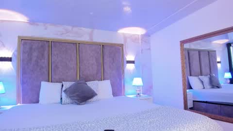 Paulina online show from 11/15/25, 12:13