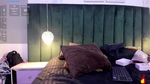 Paulina online show from 11/08/25, 07:12