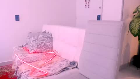 vle online show from 02/25/25, 05:25