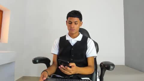 Paull Cassidy online show from 10/19/25, 07:14