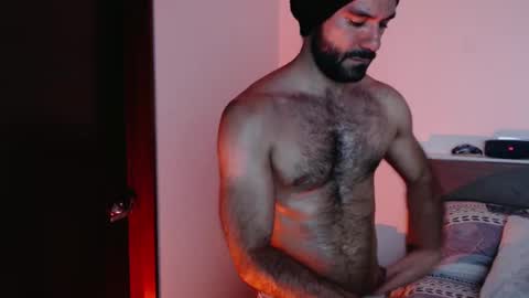 Snapshot of paulripped chatting on 01/09/25, 04:08 Paul online show from 01/09/25, 04:08