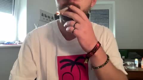 love bush online show from 10/05/25, 09:51