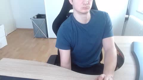 Snapshot of paulthesub chatting on 01/07/26, 11:23 Paul online show from 01/07/26, 11:23