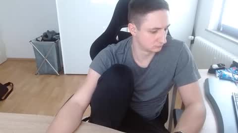 Snapshot of paulthesub chatting on 01/08/26, 11:56 Paul online show from 01/08/26, 11:56