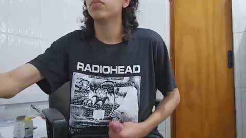 Snapshot of paumedio_tropa chatting on 11/02/25, 08:00 paumedio_tropa online show from 11/02/25, 08:00