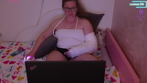 pawg_official online show from 05/09/26, 07:52