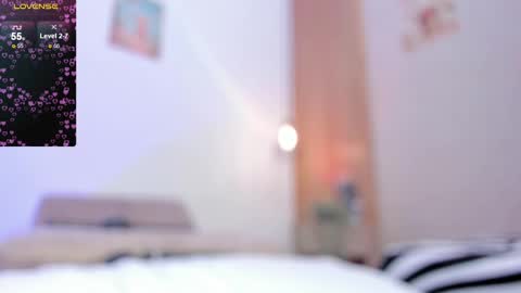 Snapshot of pawggirl18 chatting on 02/26/25, 05:28 Dani online show from 02/26/25, 05:28