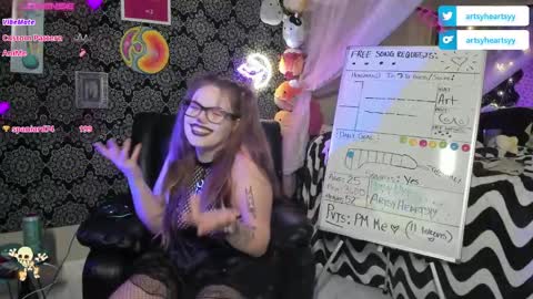 ArtsyHeartsyy online show from 12/21/24, 05:47