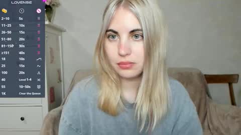 Allisses online show from 10/24/25, 08:22