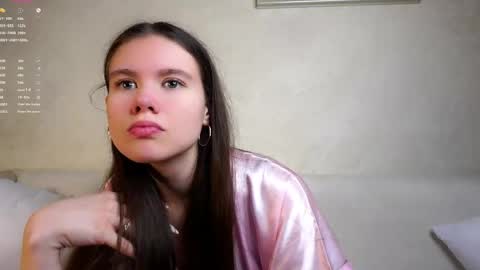 Snapshot of pazrapacki chatting on 04/21/26, 02:04 Beautiful Mila online show from 04/21/26, 02:04