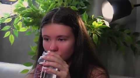 Snapshot of pazrapacki chatting on 07/03/26, 02:29 Beautiful Mila online show from 07/03/26, 02:29