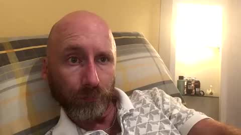 Snapshot of pc2334 chatting on 10/10/25, 03:00 pc2334 online show from 10/10/25, 03:00