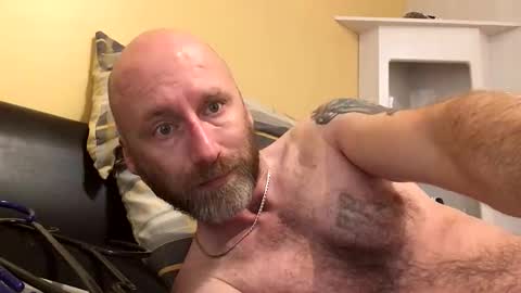 Snapshot of pc2334 chatting on 10/18/25, 07:53 pc2334 online show from 10/18/25, 07:53