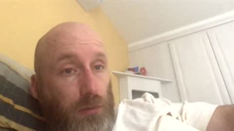 Snapshot of pc2334 chatting on 05/17/26, 11:23 pc2334 online show from 05/17/26, 11:23