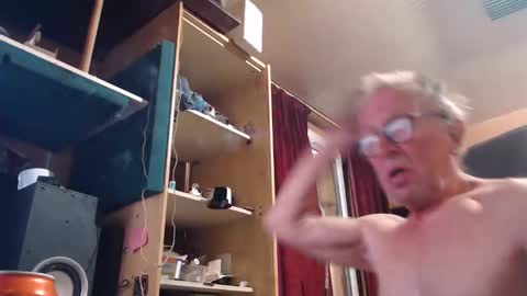 pc8474408 online show from 09/17/25, 01:02