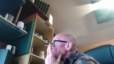 pc8474408 online show from 04/25/26, 06:16