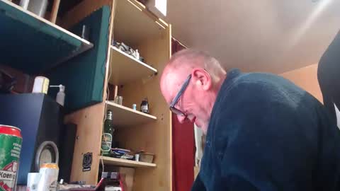 Snapshot of pc8474408 chatting on 05/14/26, 08:15 pc8474408 online show from 05/14/26, 08:15