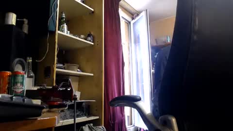 Snapshot of pc8474408 chatting on 05/29/26, 06:17 pc8474408 online show from 05/29/26, 06:17