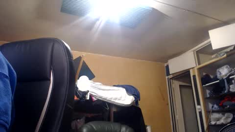 Snapshot of pc8474408 chatting on 06/06/26, 05:06 pc8474408 online show from 06/06/26, 05:06